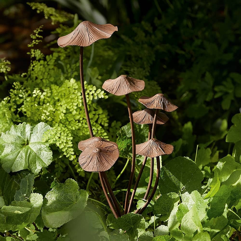 Verneuil Mushroom Garden Stake