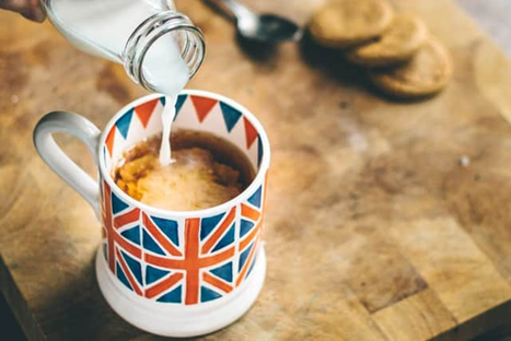 Picture of a tea mug with the British flag 