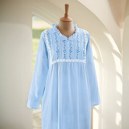 Fine cotton lawn discount nightdresses